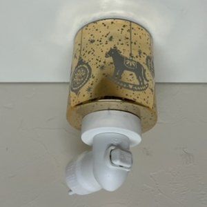 Scentsy "Adorn" Wax Mini Plug in Warmer - Retired